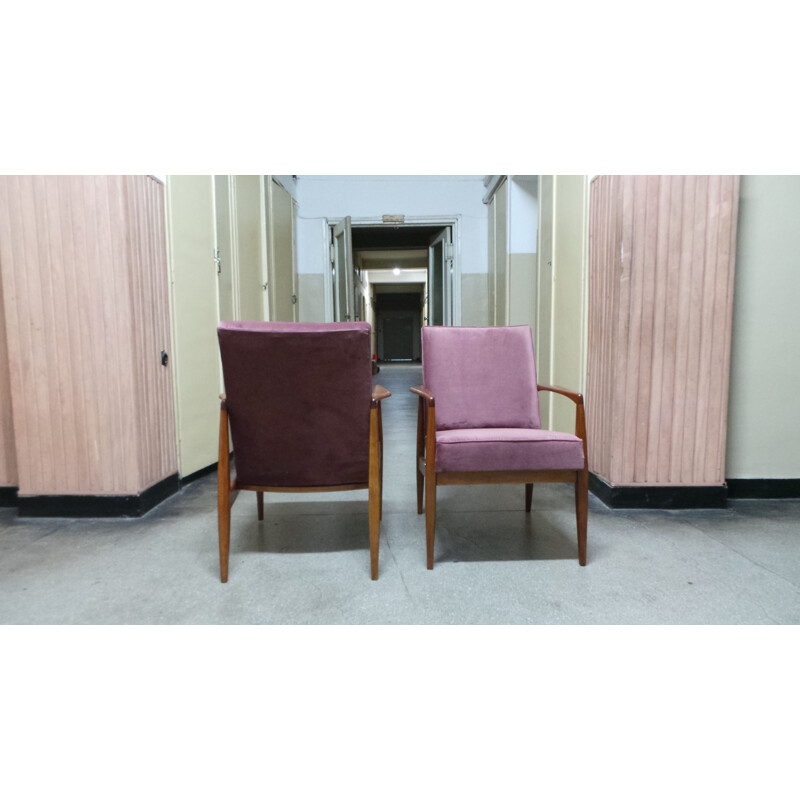 Paire de fauteuils danois en velours rose