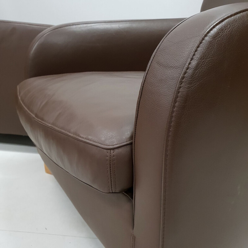 Paire de fauteuils en cuir marron par Molinari