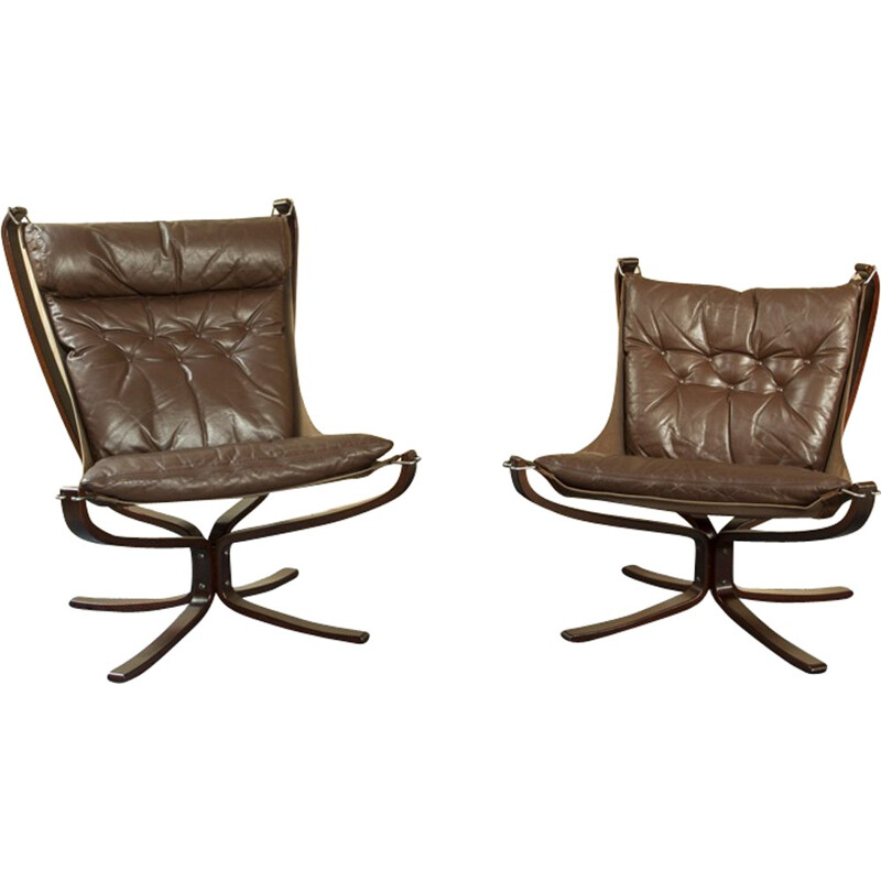 Paire de fauteuils Falcon en cuir marron et hêtre, Sigurd RESSELL - 1970