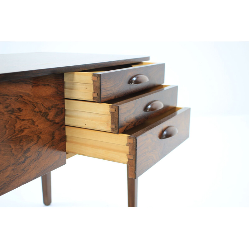 Vintage danish chest of drawers in rosewood from the 60s