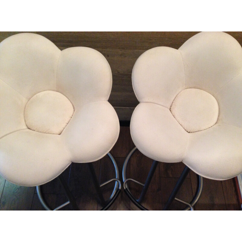 Pair of metal and beige velvet stools, Masanori UMEDA - 1990