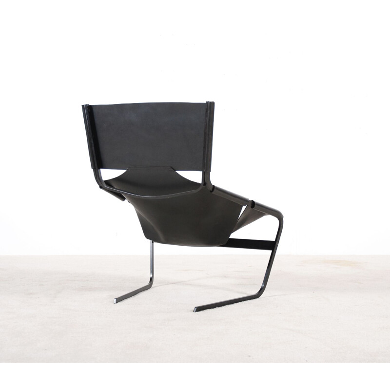 Vintage armchair F444 by Pierre PAULIN - 1970