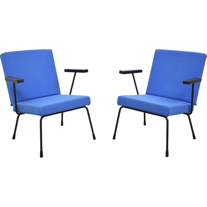 Set of 2 vintage armchair model 1401  by Wim Rietveld for Gipsen