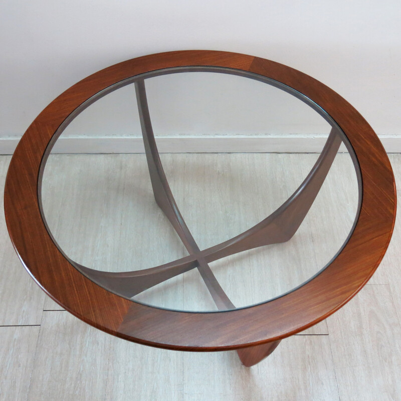 Astro round coffee table, Victor WILKINS - 1960s