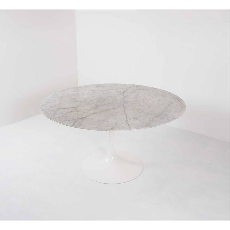 Table vintage tulipe en marbre Eero Saarinen 137cm