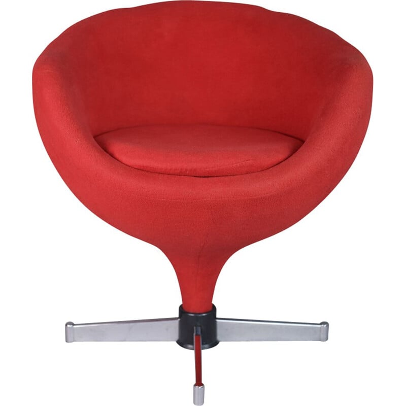 Red Luna chair by Pierre Guariche for Meurop