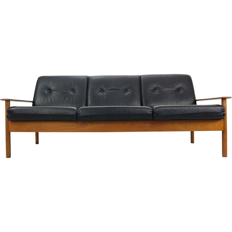 3-seater sofa in beechwood and black leather