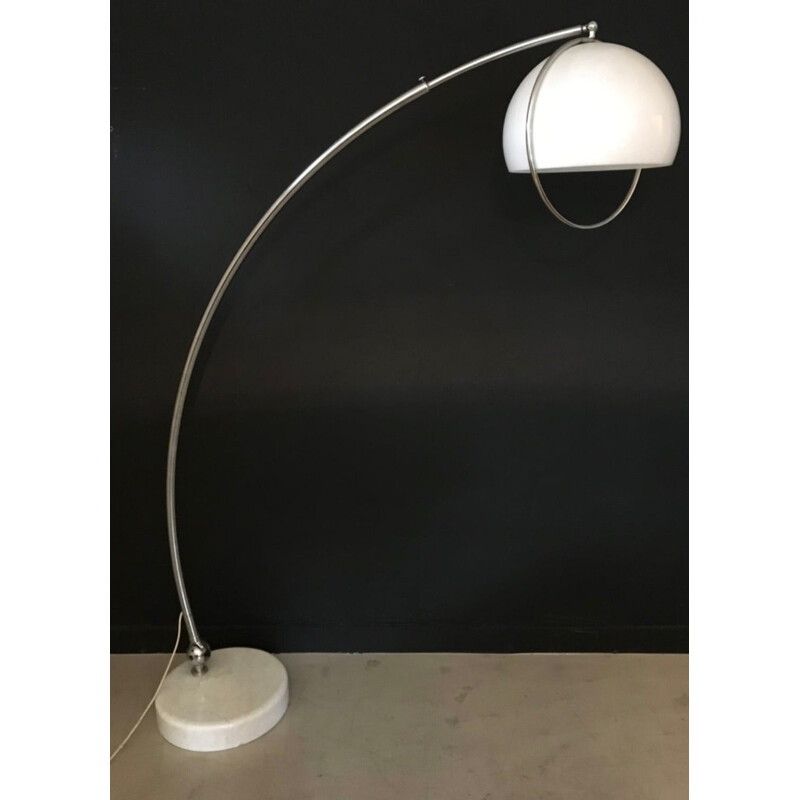 vintage floor lamp White with stem in marble