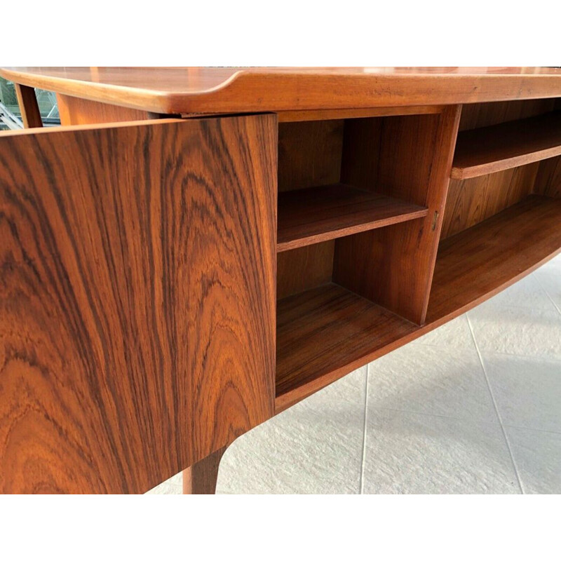 Vintage desk in rosewood by Svend Aage Madsen for H.P. Hansen