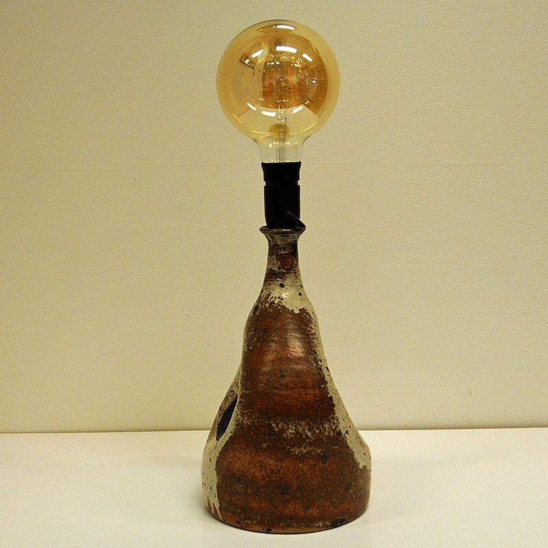 Vintage shaped scandinavian ceramic table lamp