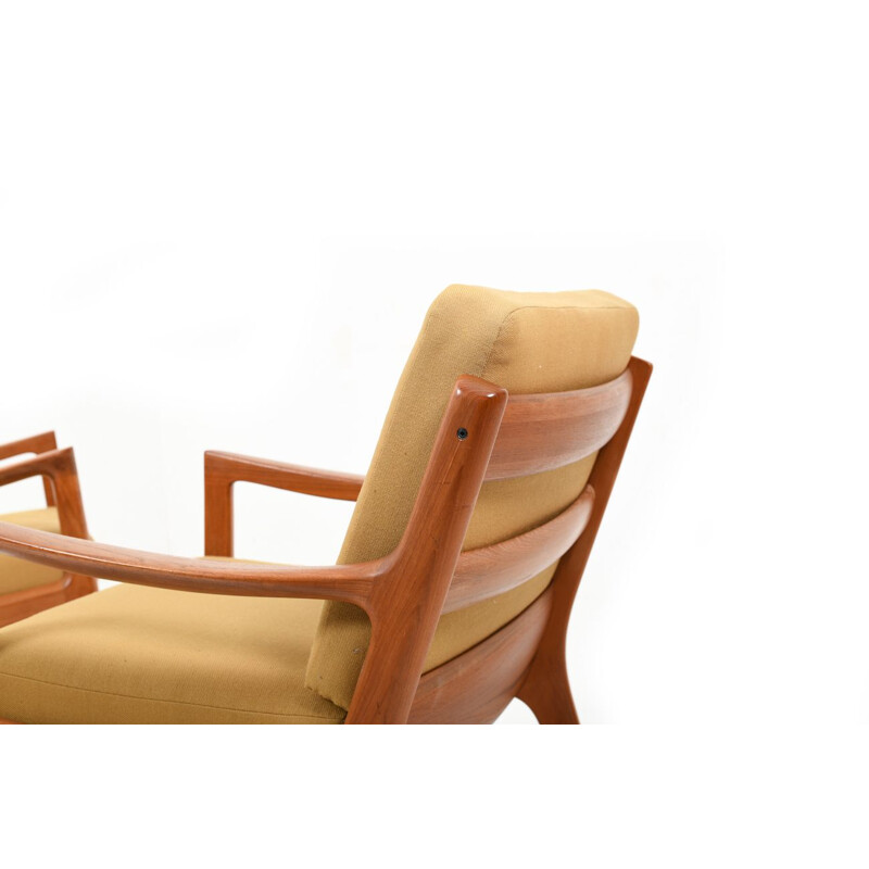 Pair of  vintage Senator easychairs by Ole Wanscher