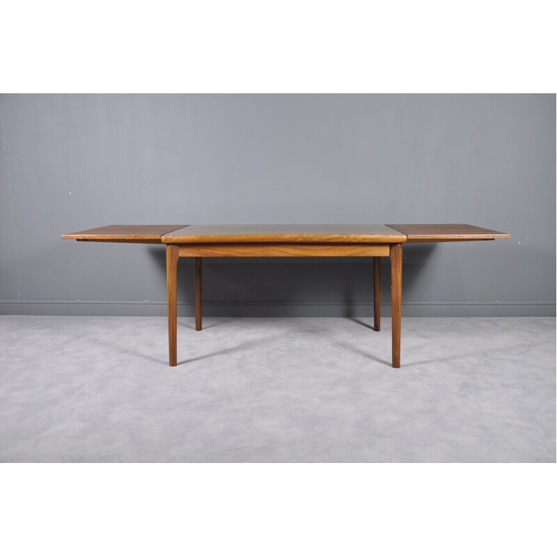 Table extensible en palissandre par Henning Kjærnulf
