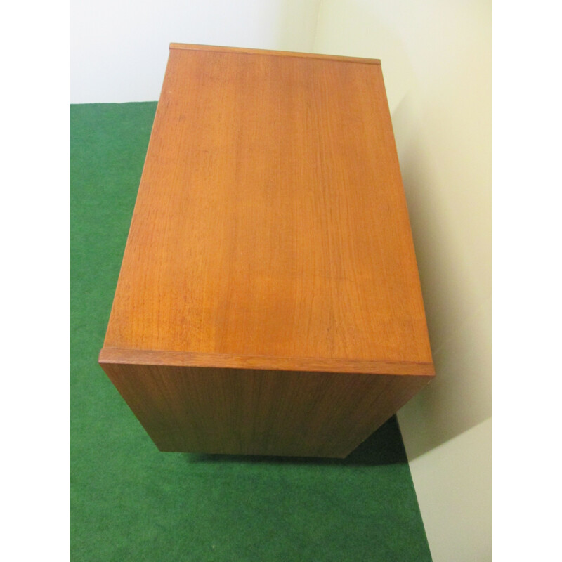 Vintage chest of 4 drawers in teak