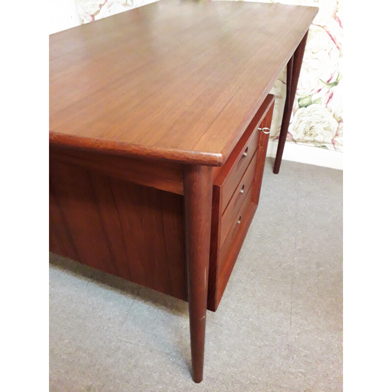 Vintage desk in teak, three drawers 