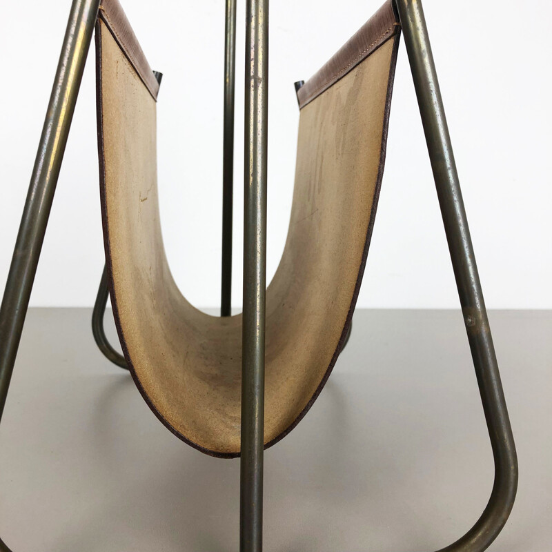 Vintage magazine rack in brass and leather model 4019 by Carl Auböck Werkstätte Aubock, Austria, 1950s 