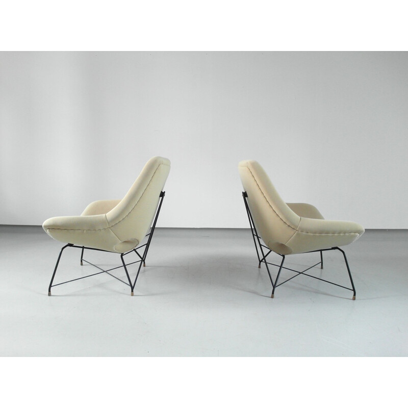 Pair of vintage armchairs for Saporiti in beige fabric and metal 1950