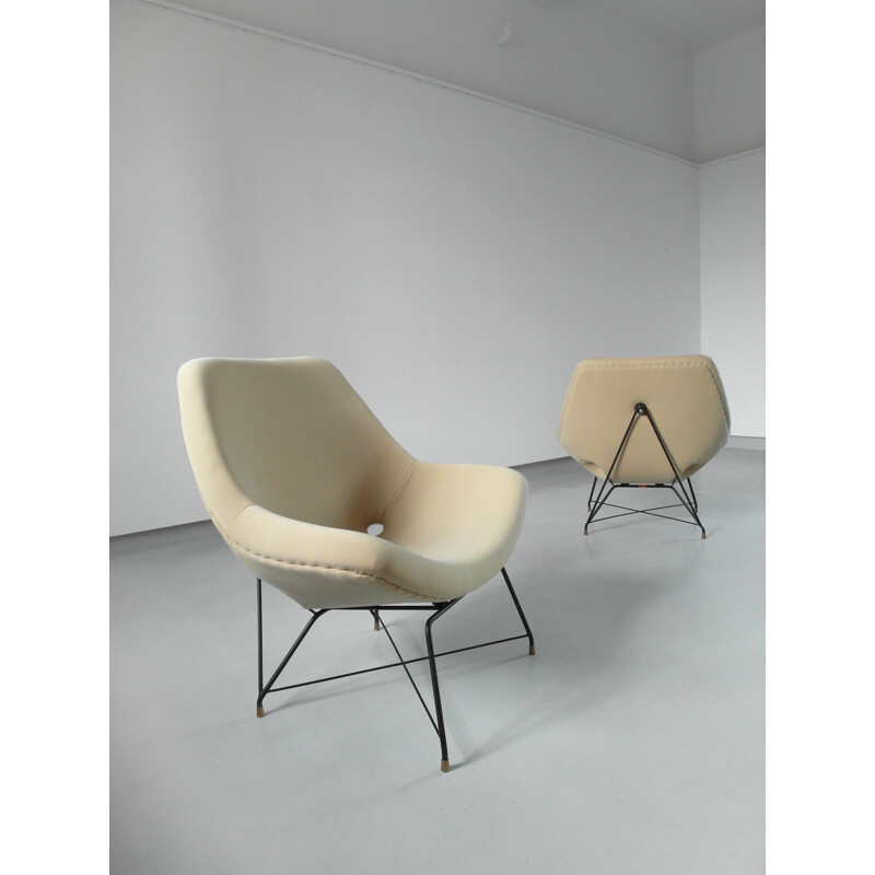 Paire de fauteuils vintage pour Saporiti en tissu beige et métal 1950