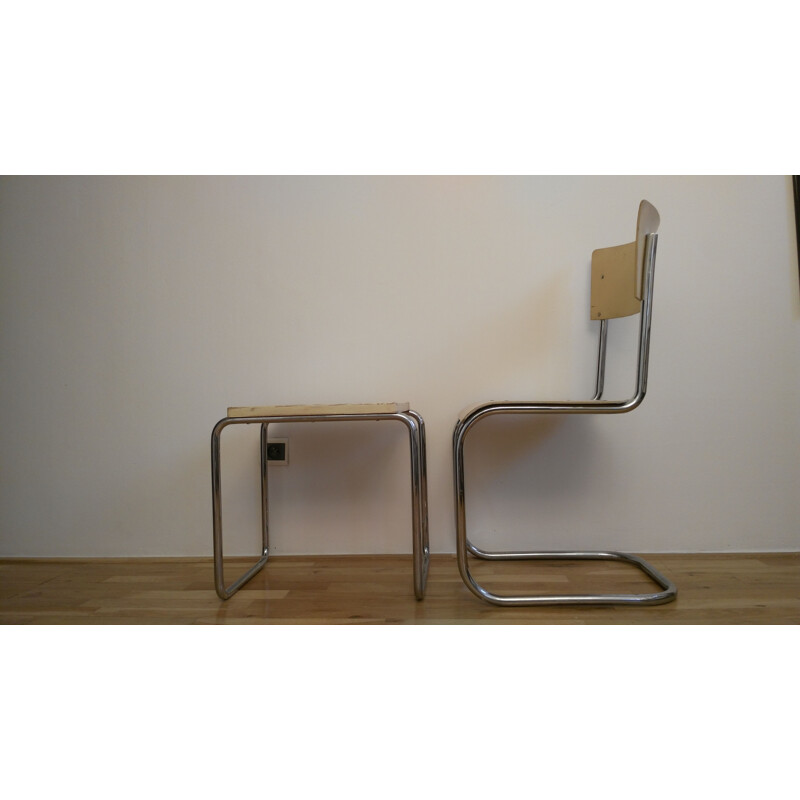 Vintage gele stoel en Bauhaus kruk van Slezák in metaal 1930