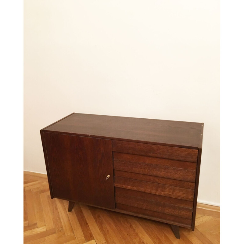 Aparador vintage U-460 para Interier Praha en madera 1960