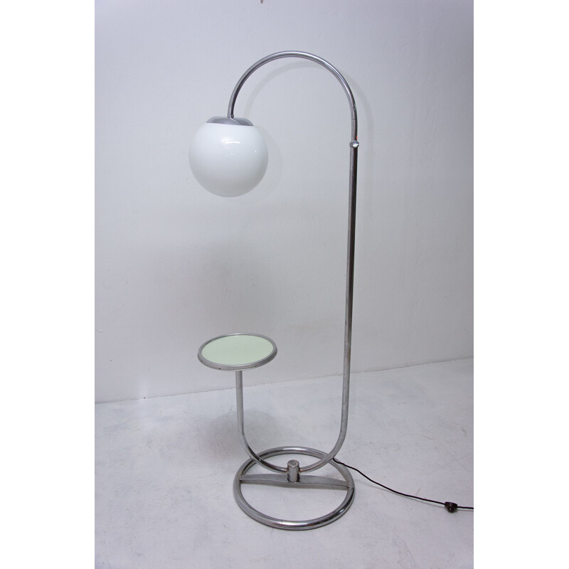 Lámpara de pie vintage Bauhaus cromada de Robert Slezak