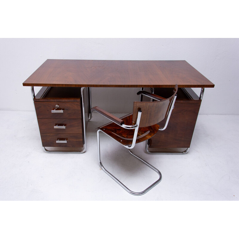 Bauhaus writing desk by Jindřich Halabala