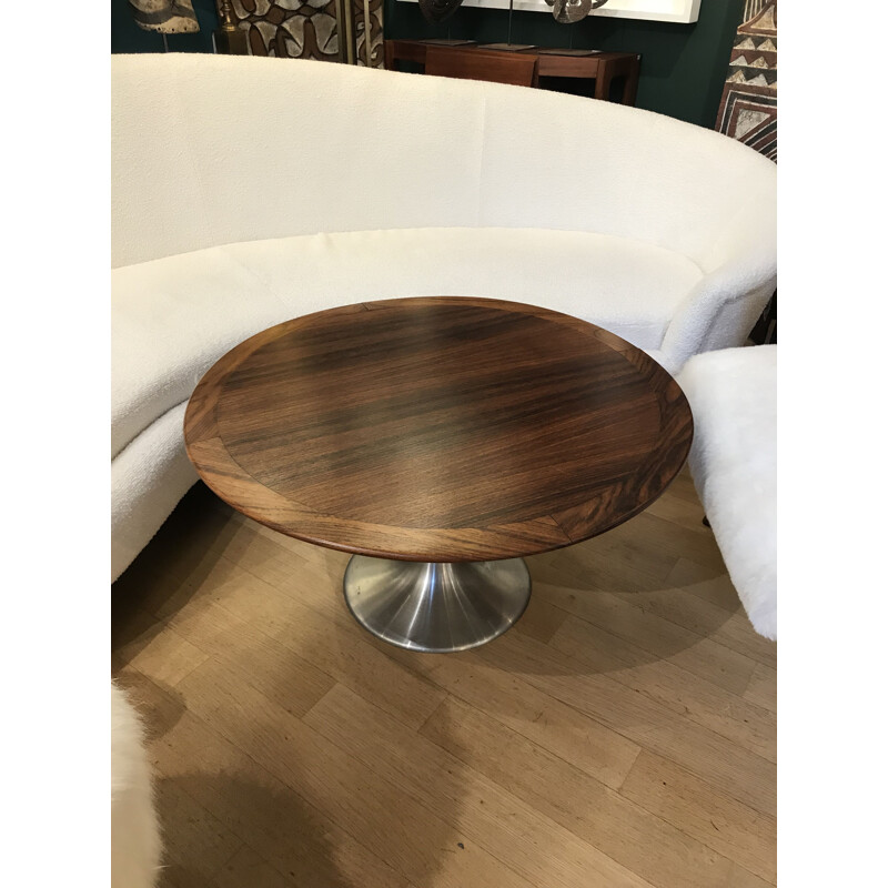Coffee table in rosewood by Eero Saarinen