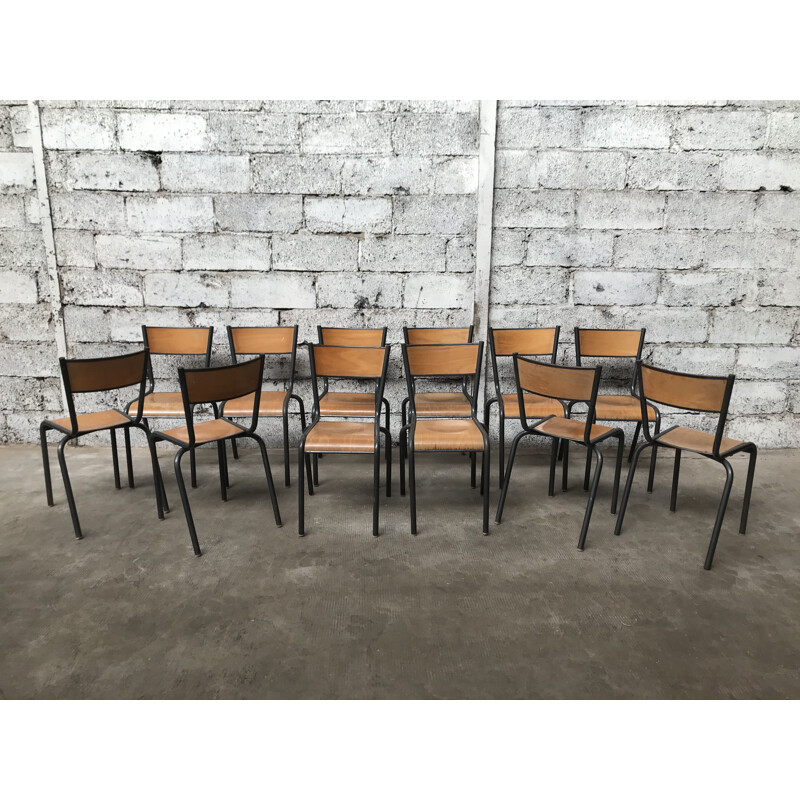 Set of 12 vintage chairs, model Mullca 510