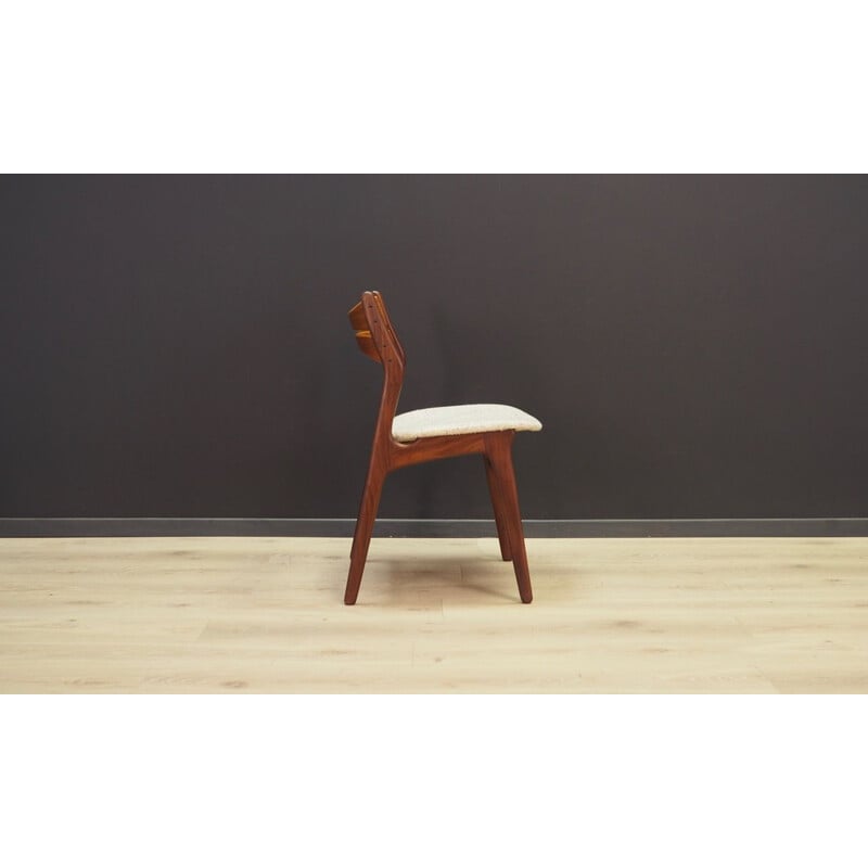 Ensemble de 2 chaises vintage danoises de Buck en tissu blanc et bois 1970