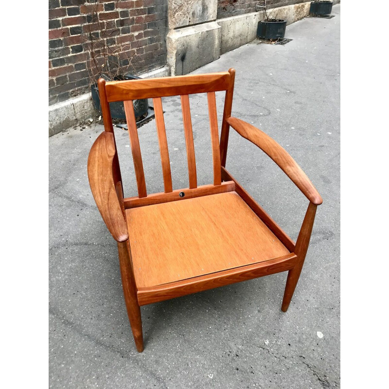 2 vintage armchairs by Grete Jalk for France&Son, Denmark, 1960