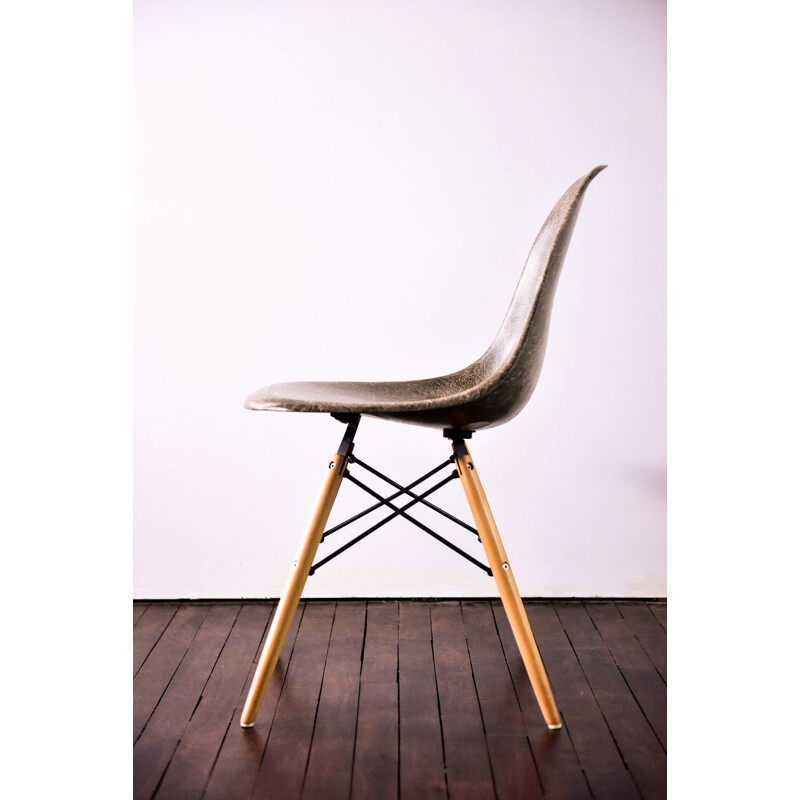 Vintage fiberglass dining chair by Charles & Ray Eames,1958