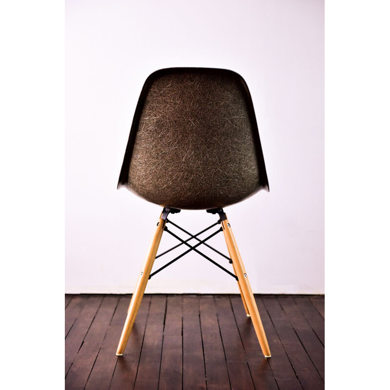 Vintage fiberglass dining chair by Charles & Ray Eames,1958