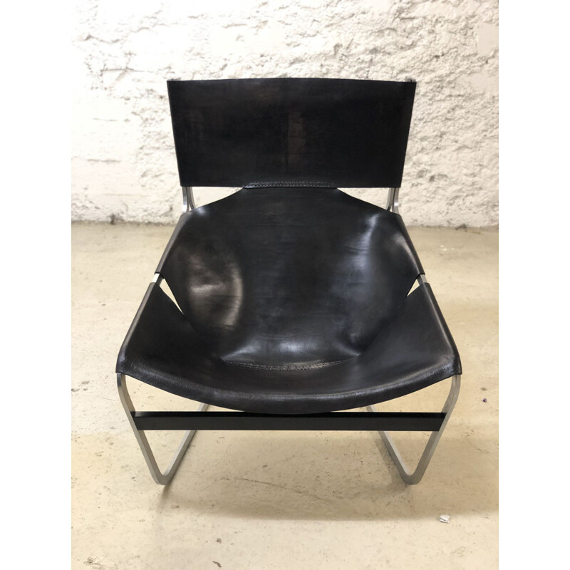 Vintage chair in black leather, 1960