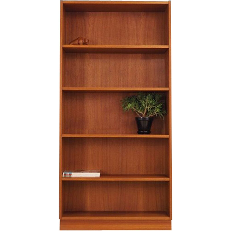 Vintage danish bookcase in teakwood 1970