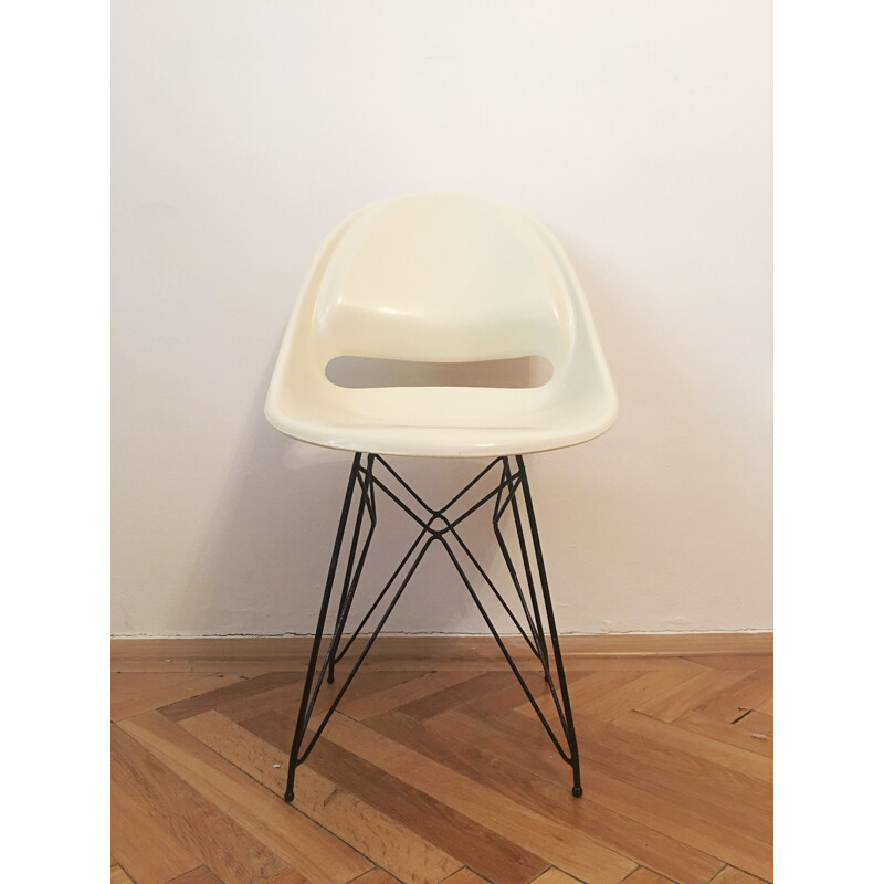 Beige chair in fiberglass by Miroslav Navratil for Vertex