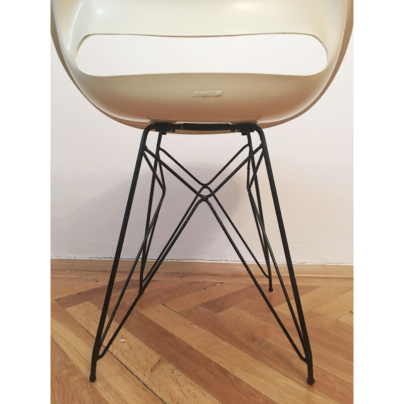 Beige chair in fiberglass by Miroslav Navratil for Vertex