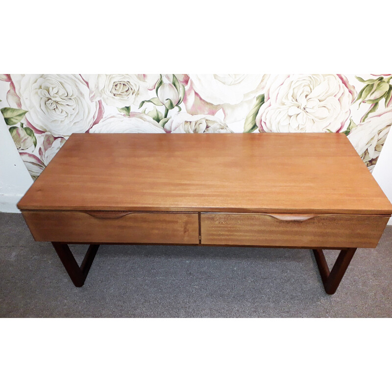 Vintage console in teak by G-Plan