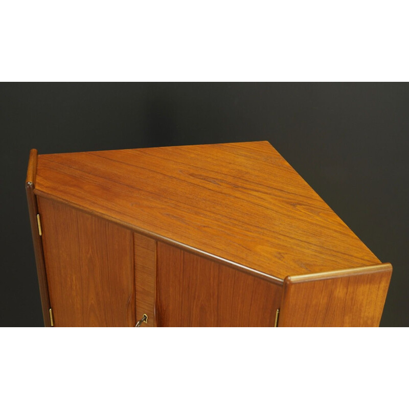 Vintage cabinet by Gunni Omann, 1960