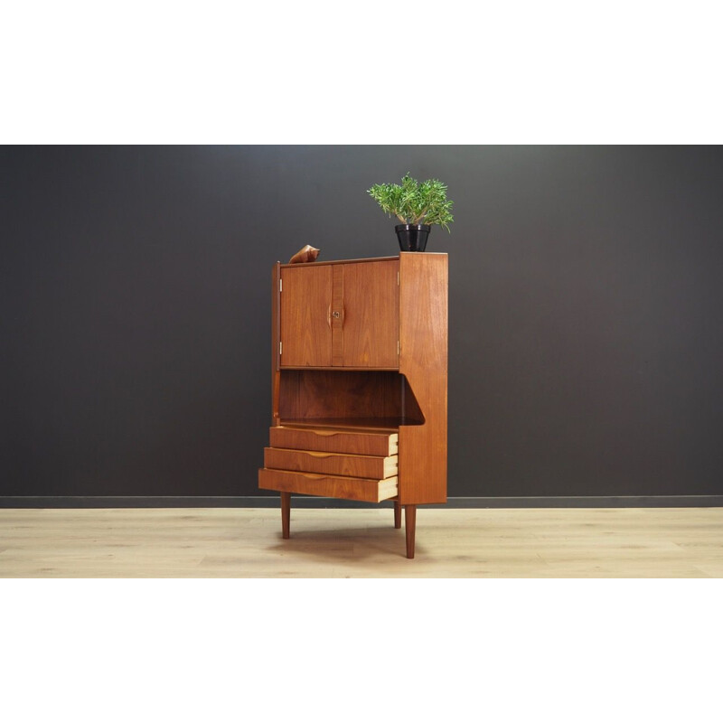 Vintage cabinet by Gunni Omann, 1960