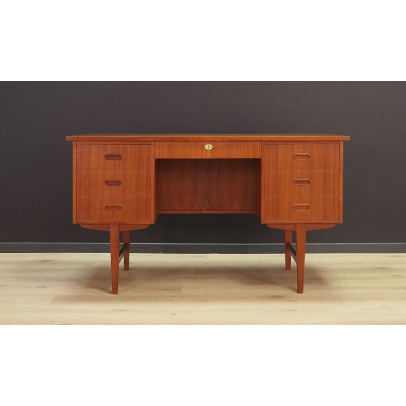 Vintage danish desk in teak from the 60s