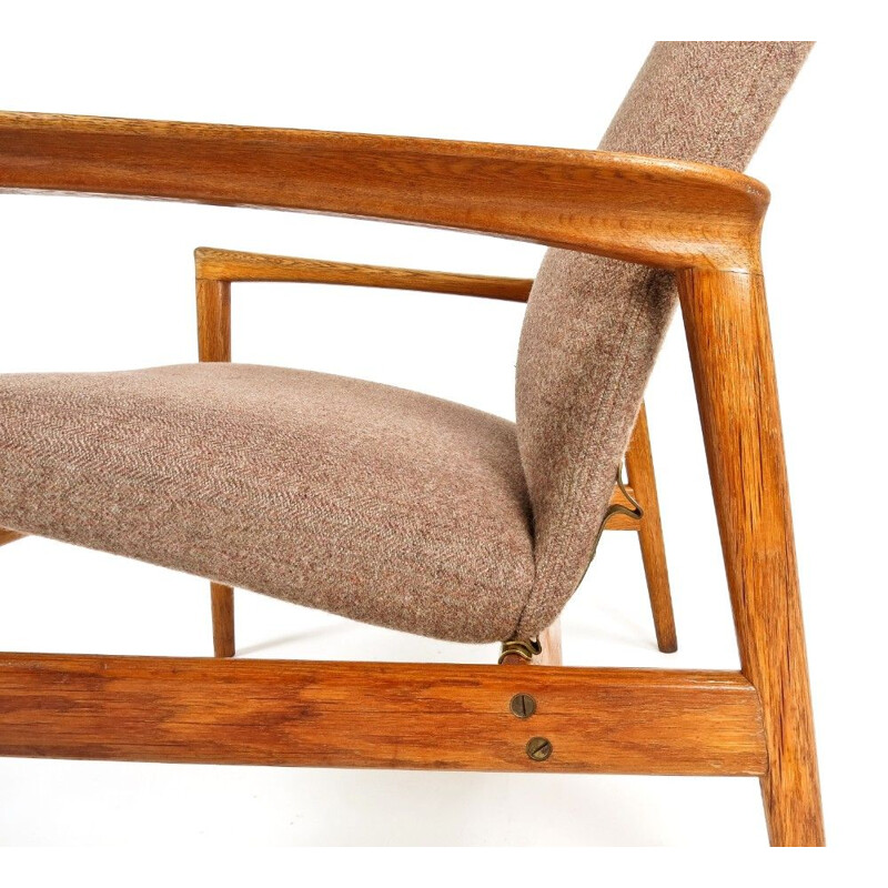 Vintage Lounge chair & Foot stool in Oak, Danish 1950s