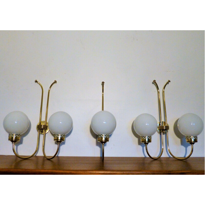 Set of 3 vintage wall lamps Art Deco in brass and opaline 1950s