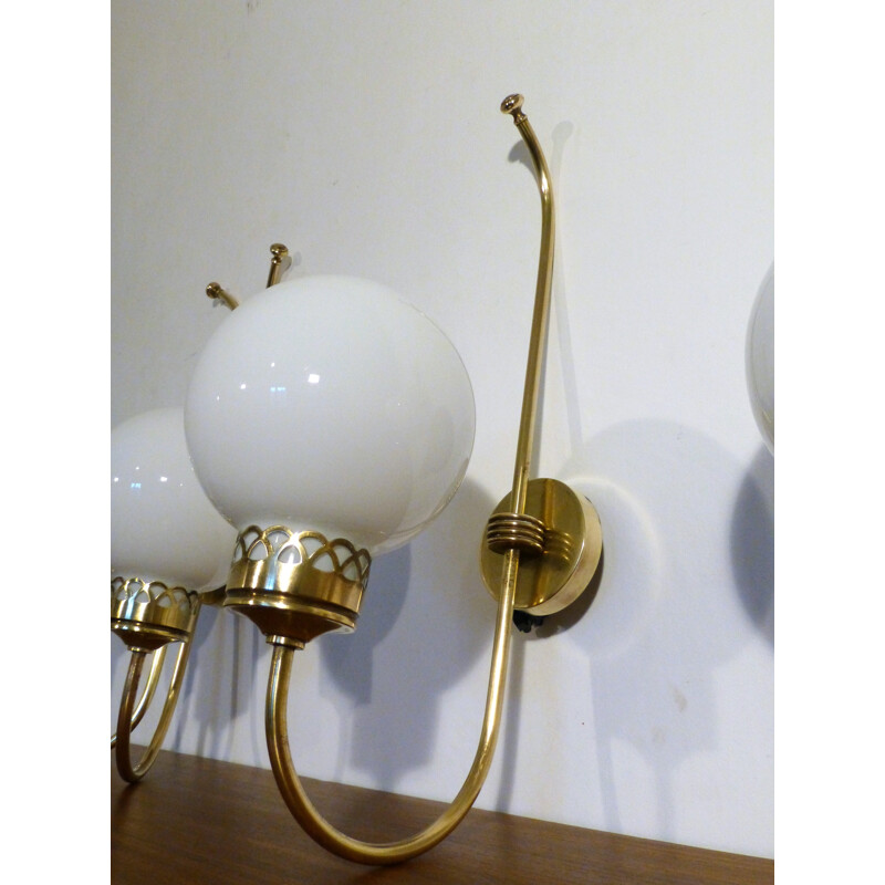 Set of 3 vintage wall lamps Art Deco in brass and opaline 1950s