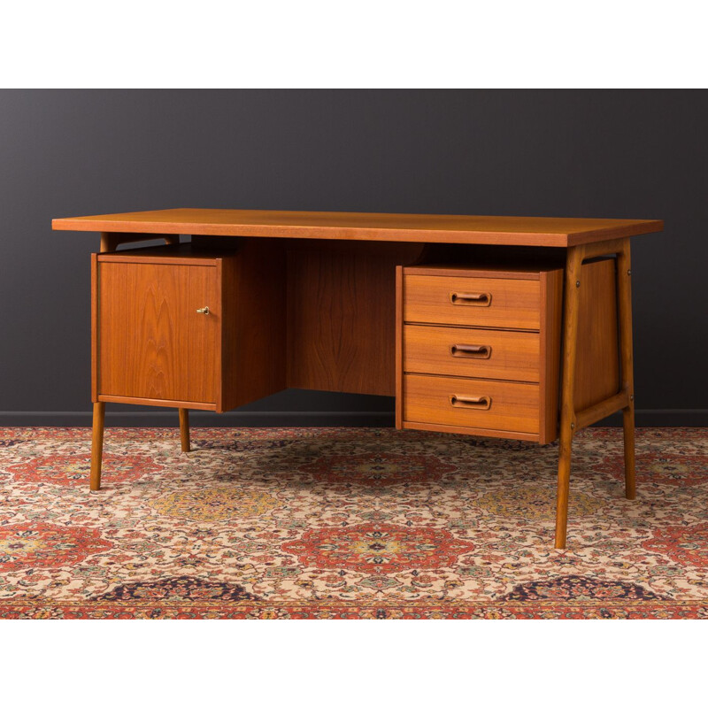 Vintage desk in teak from the 50s 