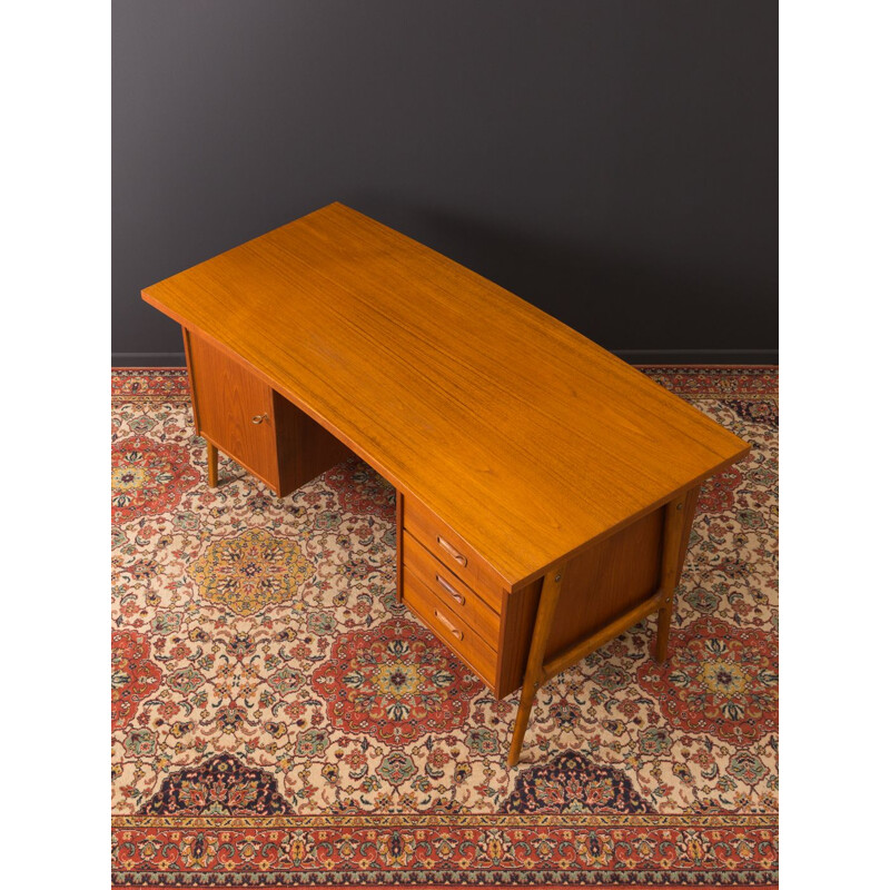 Vintage desk in teak from the 50s 