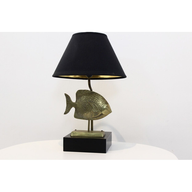 Vintage table lamp in brass with a fish sculpture by Deknudt,1970