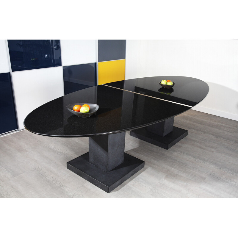 Table à repas en granit noir, Michael PRENTICE - 1990