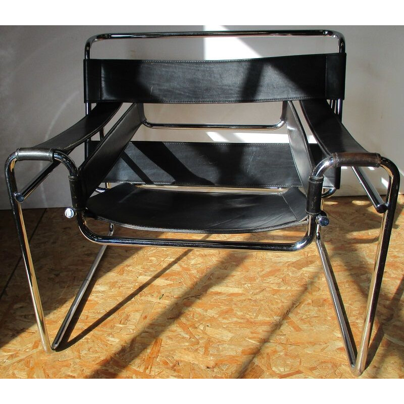 Wassily armchair in steel by Marcel Breuer