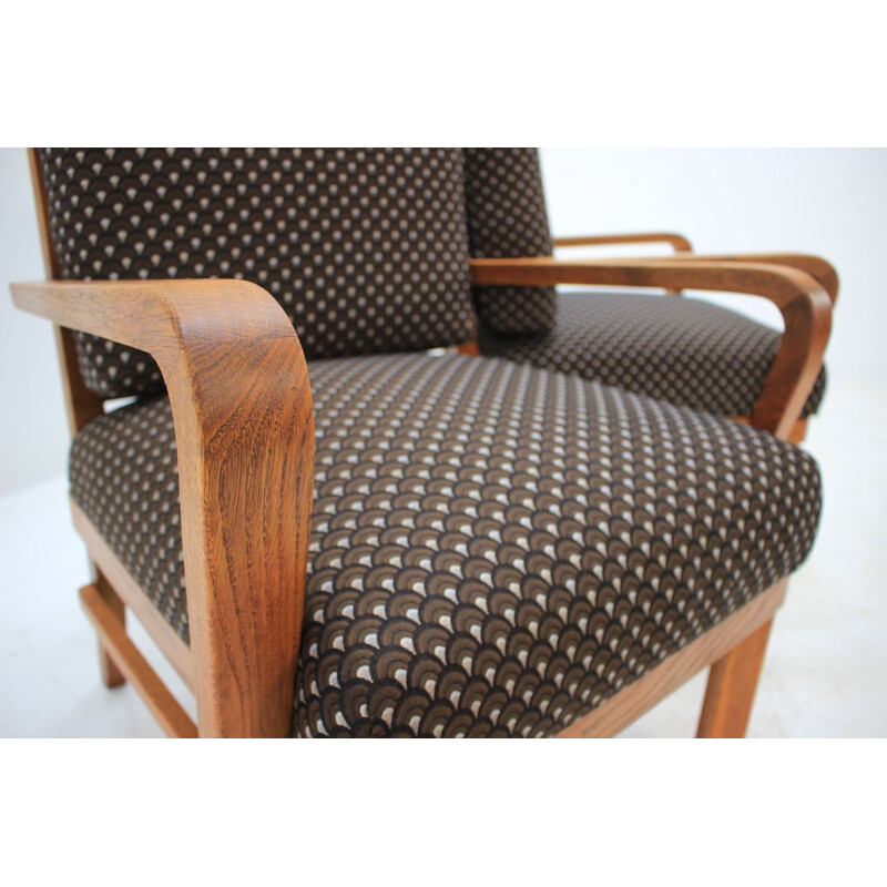 Paire de fauteuils marron en chêne