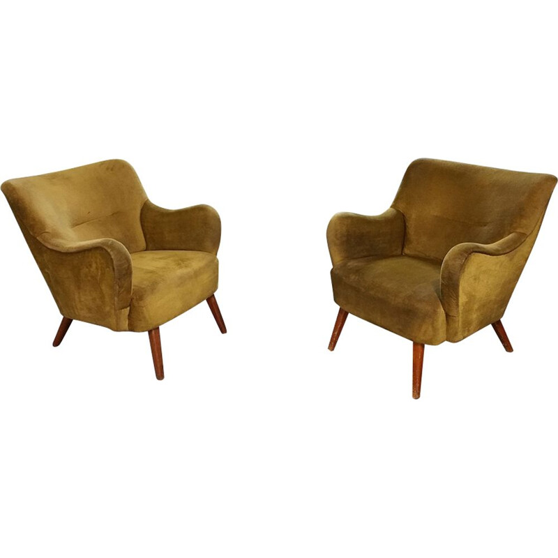 Pareja de sillones italianos de época en terciopelo dorado, 1950-1960