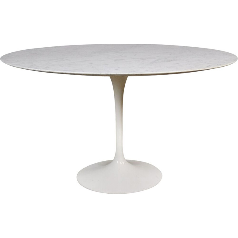 Vintage De Saarinen tulip table in white marble for Knoll,1965